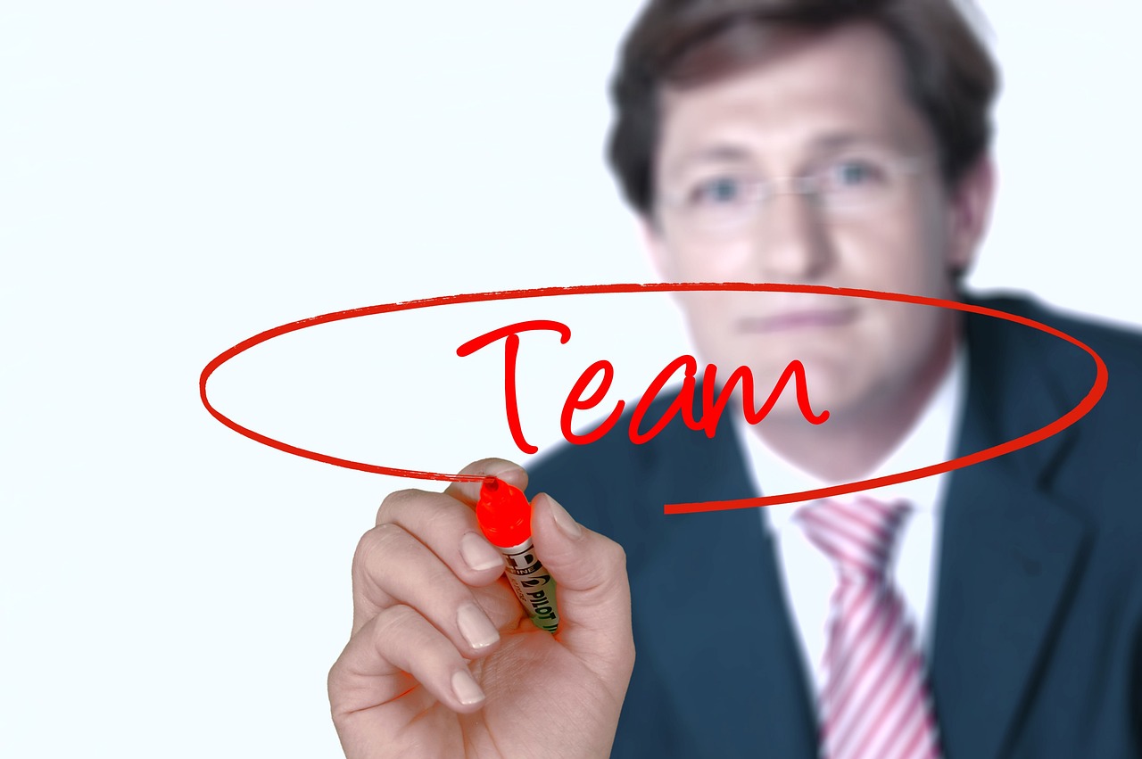 Comment manager une équipe efficacement en 2025